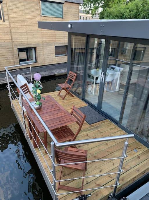 Unique New Houseboat Moored 4 Zwartsluis Exterior foto
