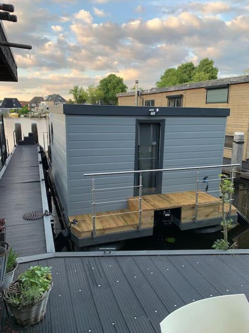 Unique New Houseboat Moored 4 Zwartsluis Exterior foto